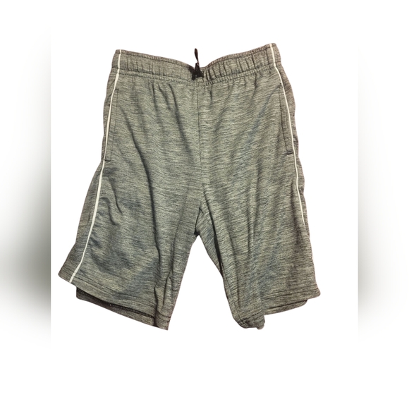 Bundle of Three Boys Sz 6 Athletic Shorts in Gray and Black - Picture 4 of 7